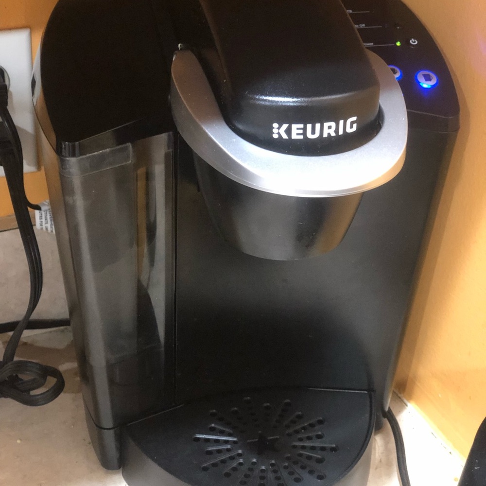 Keurig Classic Series Single Serve coffee maker
